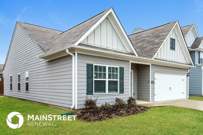 585 Clover Cir in Springville, AL - Foto de edificio - Building Photo