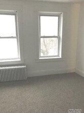 65 Audrey Ave in Oyster Bay, NY - Building Photo - Building Photo