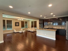 4911 Lattimore Creek Dr in Houston, TX - Building Photo - Building Photo