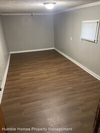 205 Boggess Ave photo'