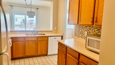 7253 Chucks Way in Loves Park, IL - Building Photo - Building Photo