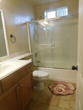 175 Avenida Descanso, Unit 206 in Oceanside, CA - Foto de edificio - Building Photo