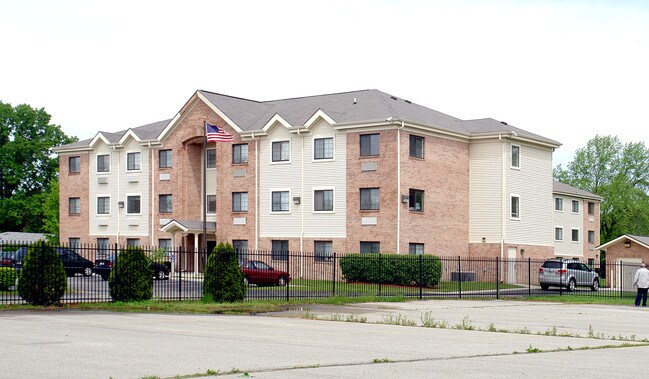 Jackson-Peoples in Indianapolis, IN - Foto de edificio - Building Photo