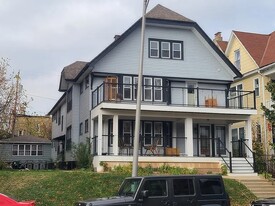 1629-1631 N Franklin Pl, Unit 1631A in Milwaukee, WI - Building Photo