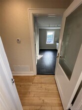 127 South St in Oyster Bay, NY - Foto de edificio - Building Photo