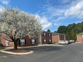 3699 Clay Pond Rd in Myrtle Beach, SC - Foto de edificio - Building Photo