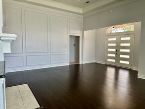 1301 Royal Palm Ln in Carrollton, TX - Building Photo - Building Photo