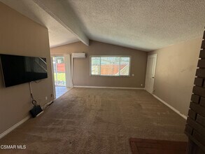 1482 Paul St in Simi Valley, CA - Building Photo - Building Photo