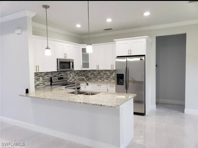 3828 47th Ave NE in Naples, FL - Building Photo - Building Photo