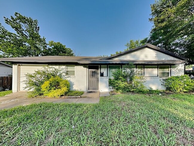 property at 1724 Spring Lake Dr
