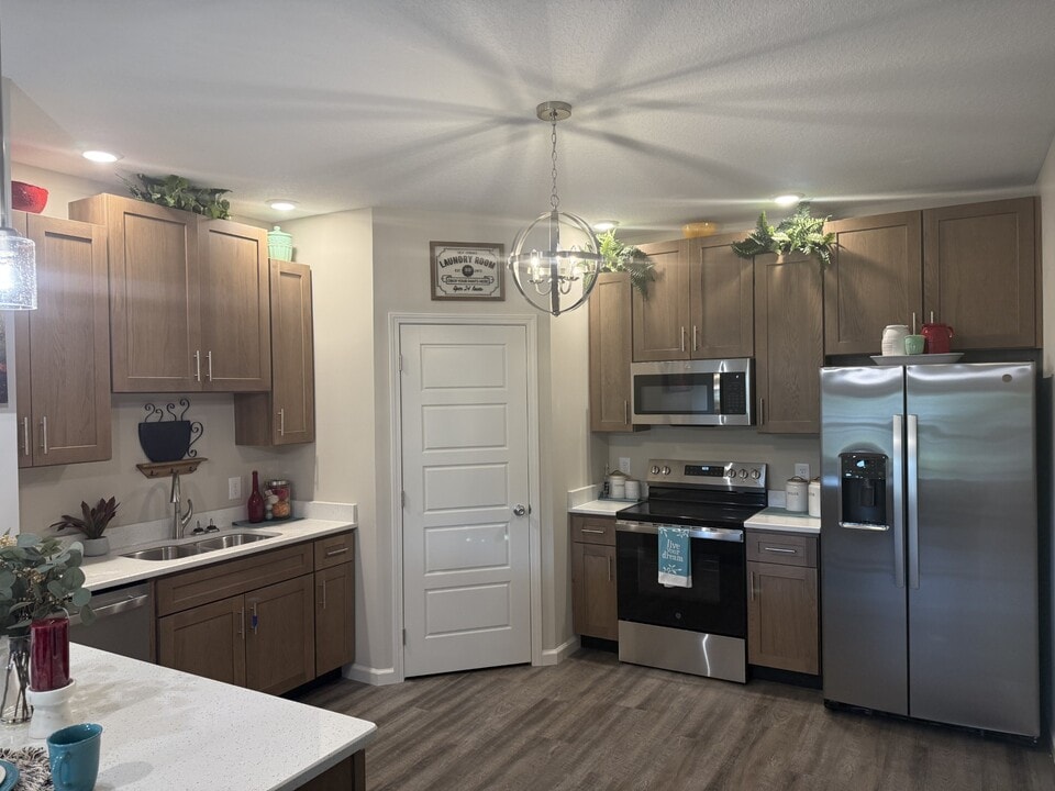 Sinclair Ridge in Clarksville, TN - Building Photo