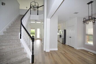 3812 Lakeway Dr in Grapevine, TX - Foto de edificio - Building Photo