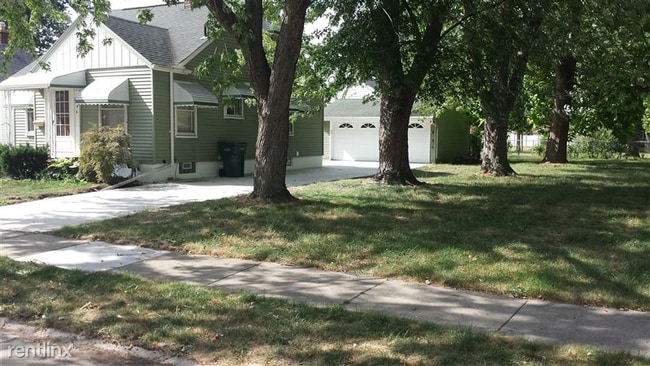 property at 854 Highland Ave