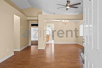 1205 Silk Oak Dr in Suisun City, CA - Foto de edificio - Building Photo