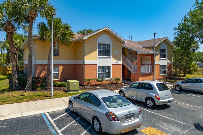 Willow Brook Village in Melbourne, FL - Building Photo - Primary Photo