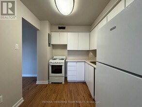 158 Fitch St in Welland, ON - Building Photo - Building Photo