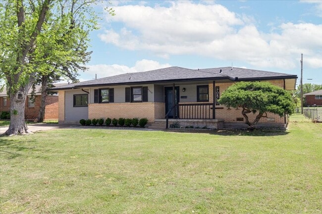 4524 SW Beta Ave in Lawton, OK - Building Photo - Building Photo