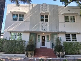 359 Meridian Ave in Miami Beach, FL - Building Photo
