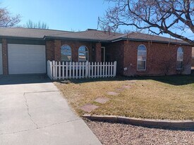 10720 Lowe St NE in Albuquerque, NM - Building Photo