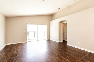 3048 Merlot Way in Clermont, FL - Foto de edificio - Building Photo