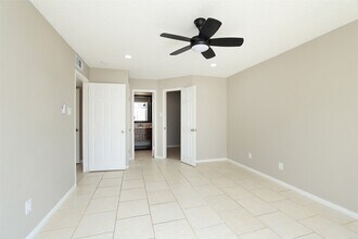 3770 Lovers Wood Ln in Houston, TX - Building Photo - Building Photo
