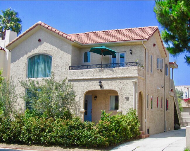 8251 W 4th St, Unit 8251