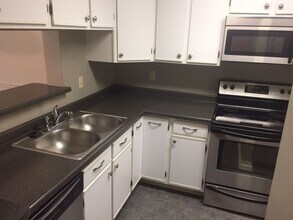 809 Harbor House Dr in Madison, WI - Building Photo - Building Photo