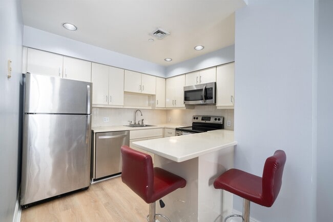 property at 100 Shearwater Ct E