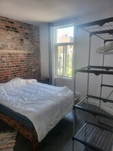 4823 Saint-Urbain Rue in Montréal, QC - Building Photo - Building Photo