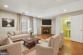 6354 Dakine Cir in Springfield, VA - Building Photo - Building Photo