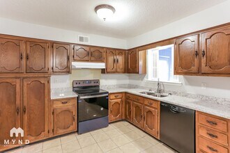 2975 Fairlane Dr in Horn Lake, MS - Building Photo - Building Photo