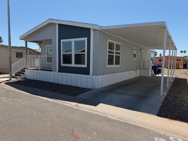 2060 N Center St in Mesa, AZ - Building Photo - Building Photo