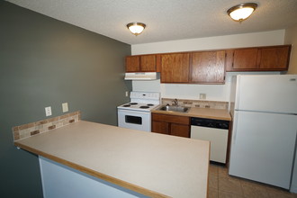 Ridgecrest Apartments in Vancouver, WA - Building Photo - Building Photo