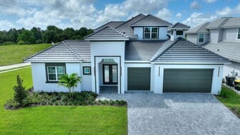 107 Hampton Loop in Davenport, FL - Building Photo