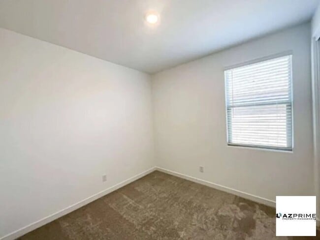 property at 4439 N 94th Dr