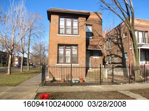 200 N Lamon Ave in Chicago, IL - Building Photo