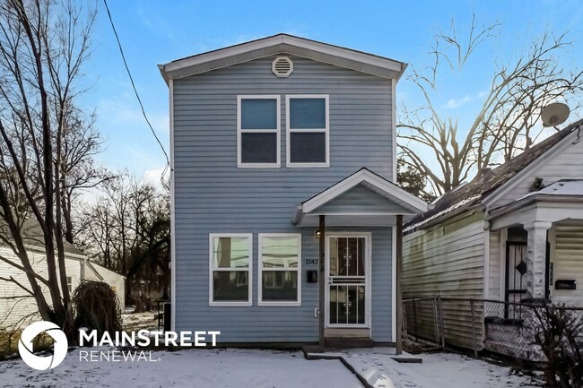 property at 1542 W Oak St