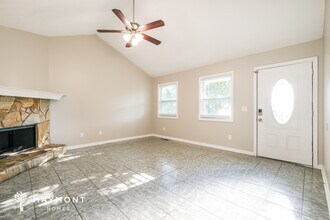 3760 Cherokee Overlook Dr in Canton, GA - Building Photo - Building Photo