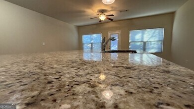 436 Rankin Cir in Mcdonough, GA - Foto de edificio - Building Photo