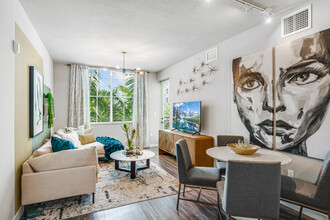 Indigo West Palm Beach in West Palm Beach, FL - Building Photo - Interior Photo