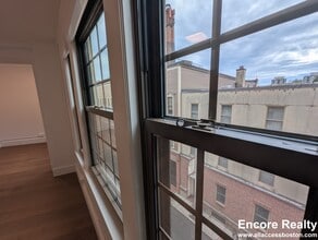 1200 Massachusetts Ave, Unit 412 in Cambridge, MA - Building Photo - Building Photo