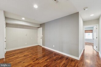 1321 N 7th St in Philadelphia, PA - Foto de edificio - Building Photo