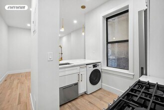 206 W 96th St in New York, NY - Foto de edificio - Building Photo