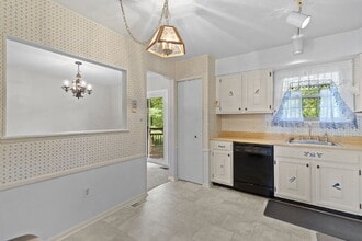 7 Wood Oak Ct in Perry Hall, MD - Building Photo - Building Photo