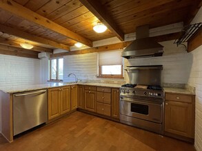 311 Potrillo Dr in White Rock, NM - Building Photo - Building Photo