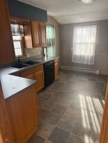 821 Willow St in Dumont, IA - Building Photo