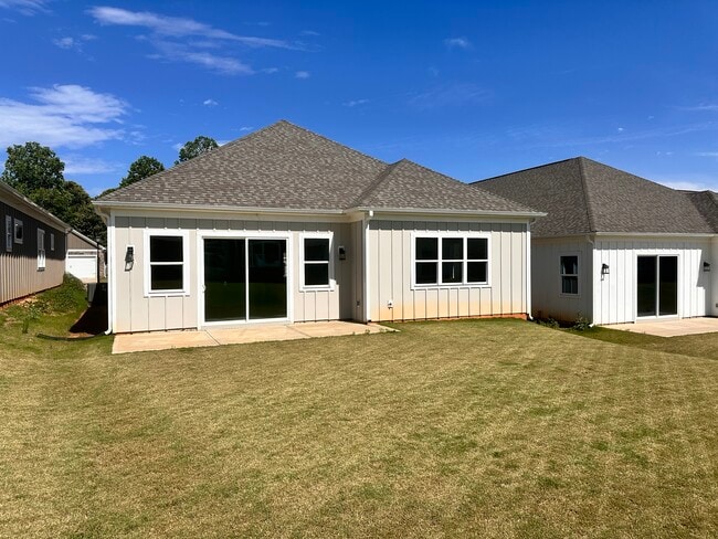 4727 Anise Cir in Sherrills Ford, NC - Building Photo - Building Photo