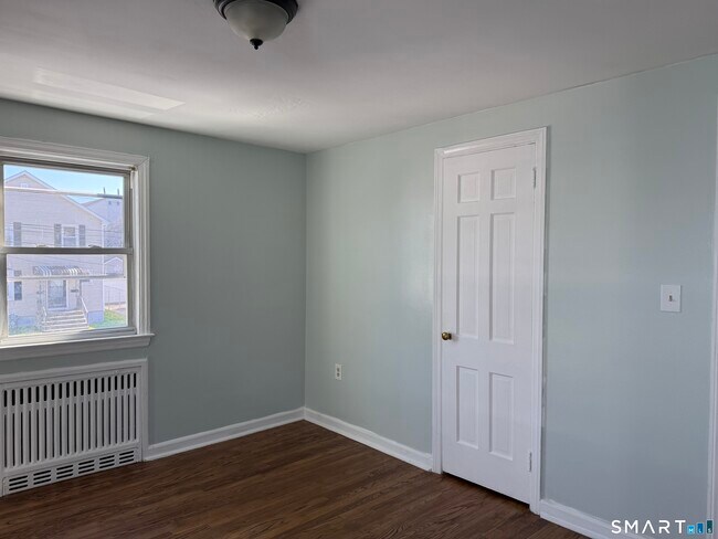 95-97-97 Locust St in Bridgeport, CT - Building Photo - Building Photo