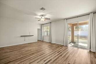 3008 NE 24th Pl in Ocala, FL - Building Photo - Building Photo