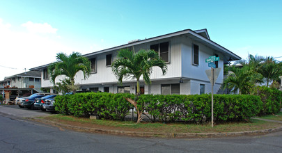 2815 Varsity Cir in Honolulu, HI - Building Photo - Building Photo